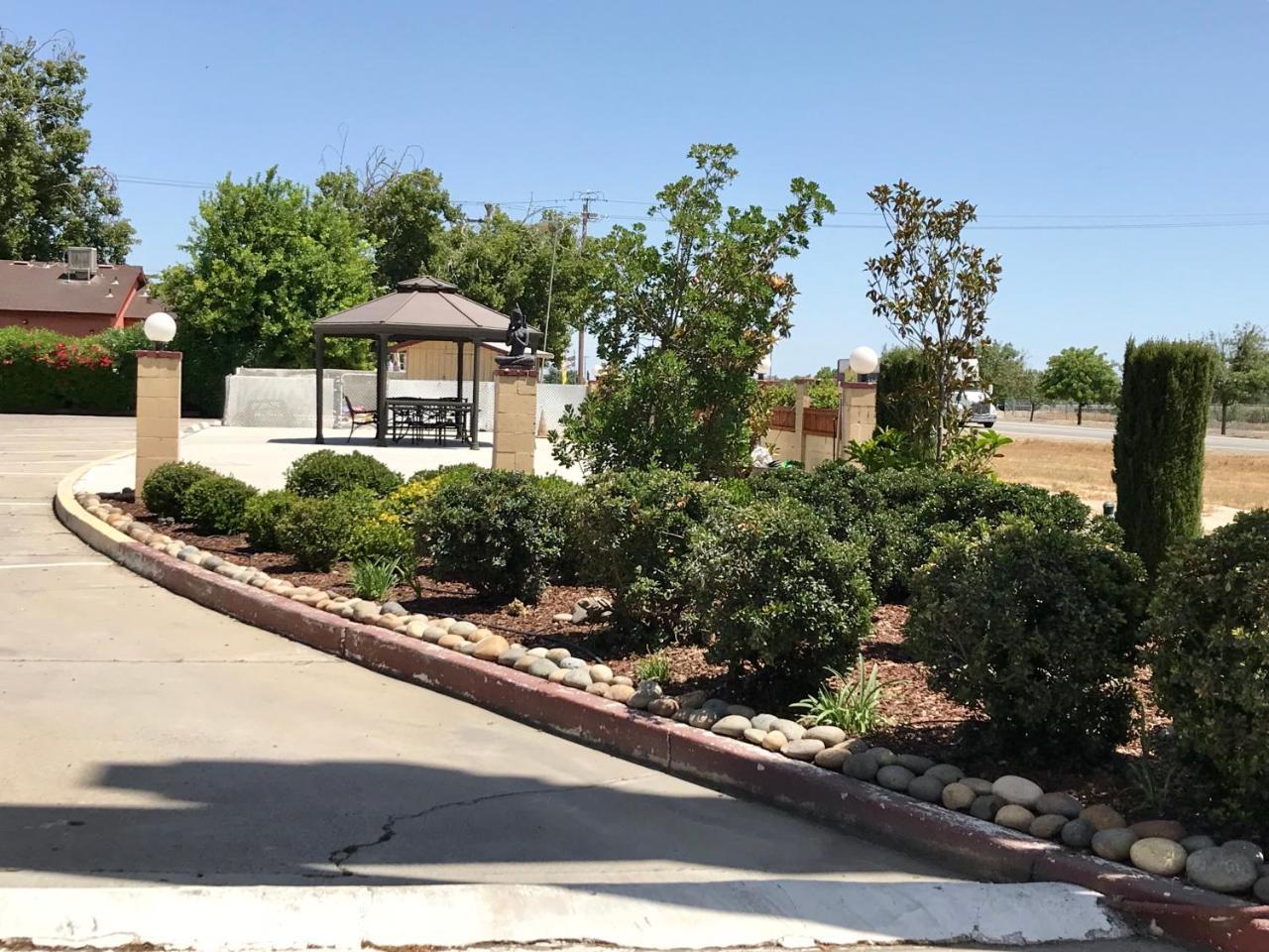 Town & Country Motel Livingston Esterno foto