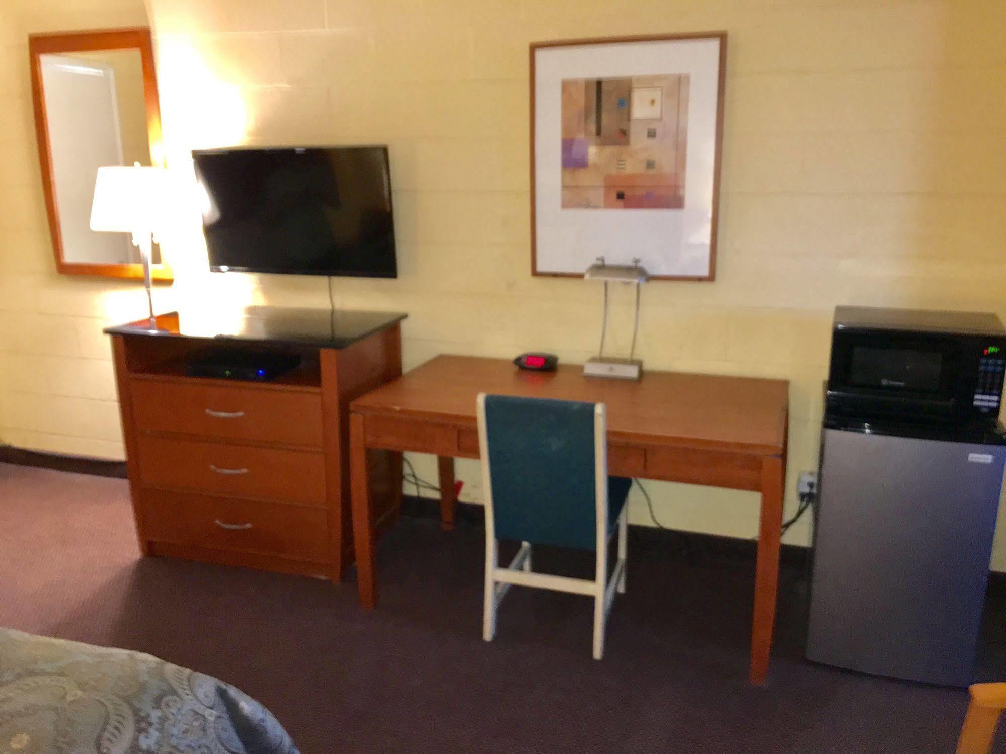 Town & Country Motel Livingston Esterno foto