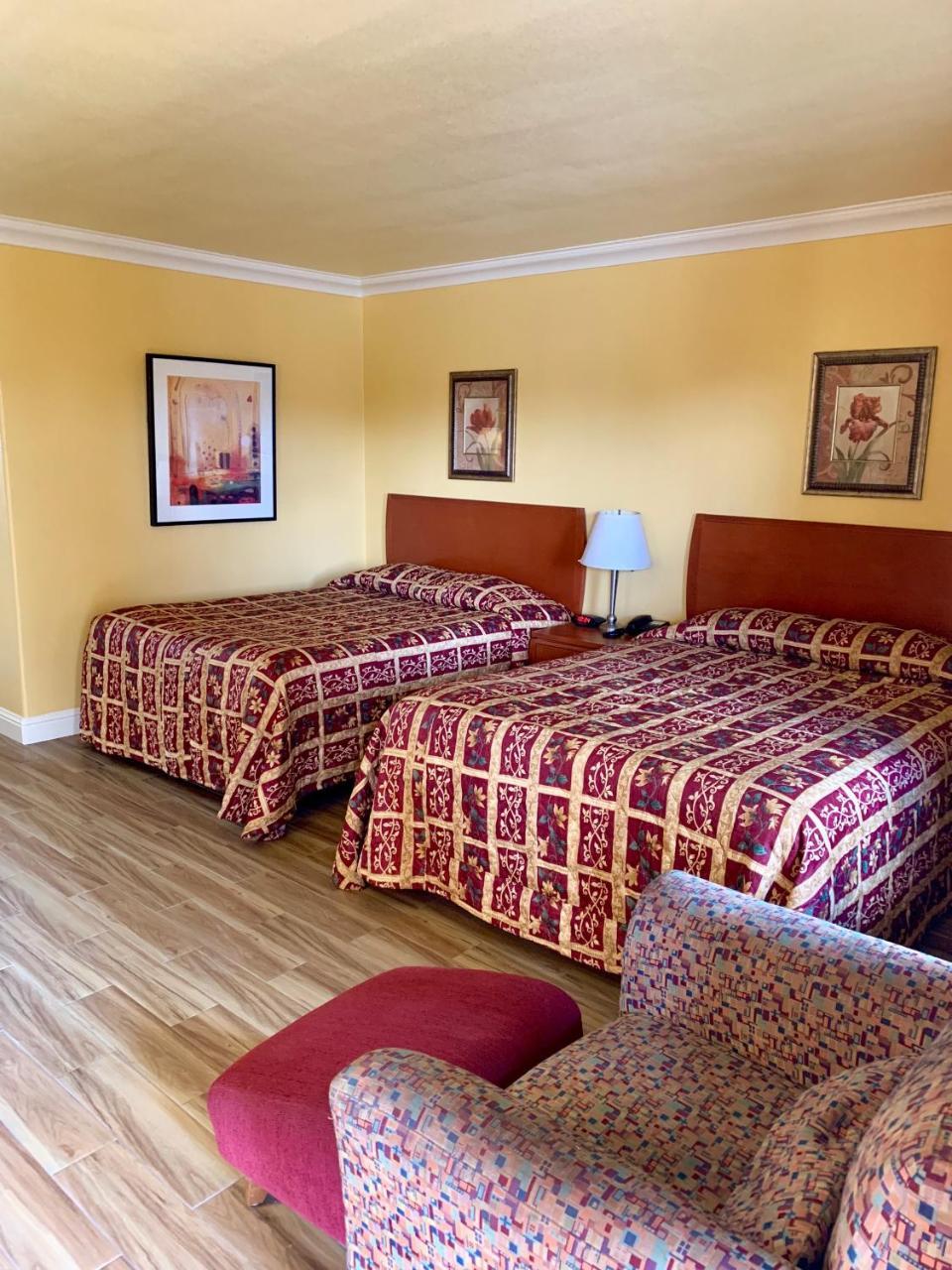 Town & Country Motel Livingston Esterno foto