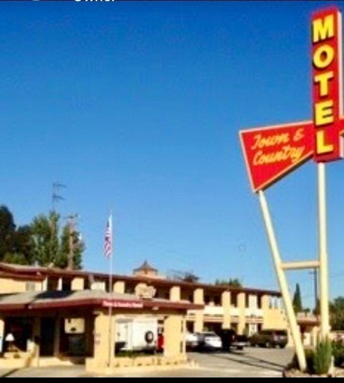 Town & Country Motel Livingston Esterno foto
