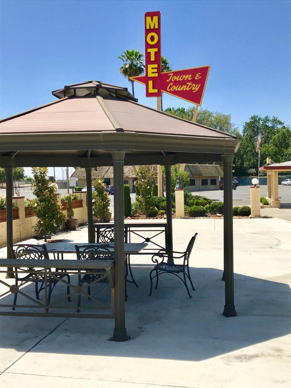 Town & Country Motel Livingston Esterno foto
